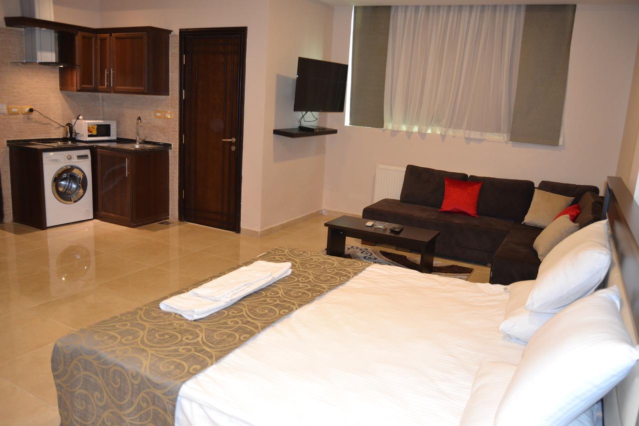 Panda Hotel Apartments Амман Екстер'єр фото